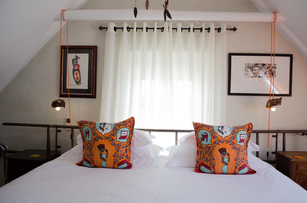Ah! Guest House Paternoster Room photo